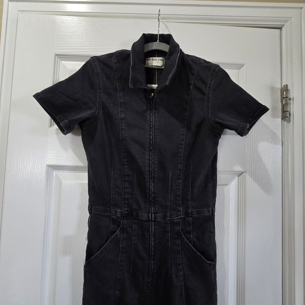 Free People SOLD OUT We The Free Jayde Flare Jumpsuit Black Mamba Denim S - Picture 2 of 13